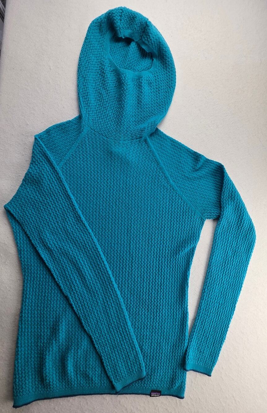 Patagonia Womens Mock Neck Blue Sweater Size Medium